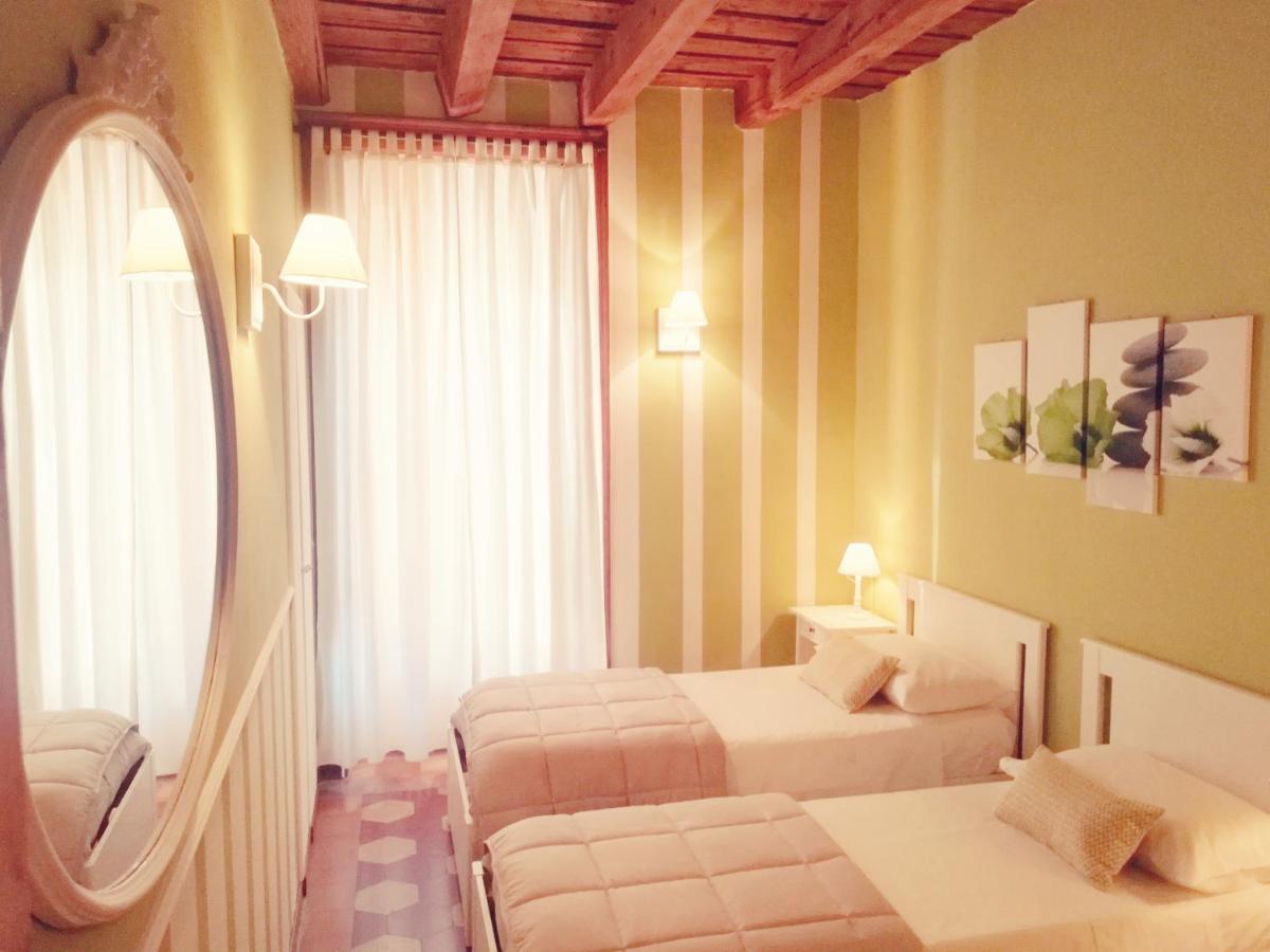 Il Rifugio Di Elizabeth Bed and Breakfast Bergamo Exteriör bild