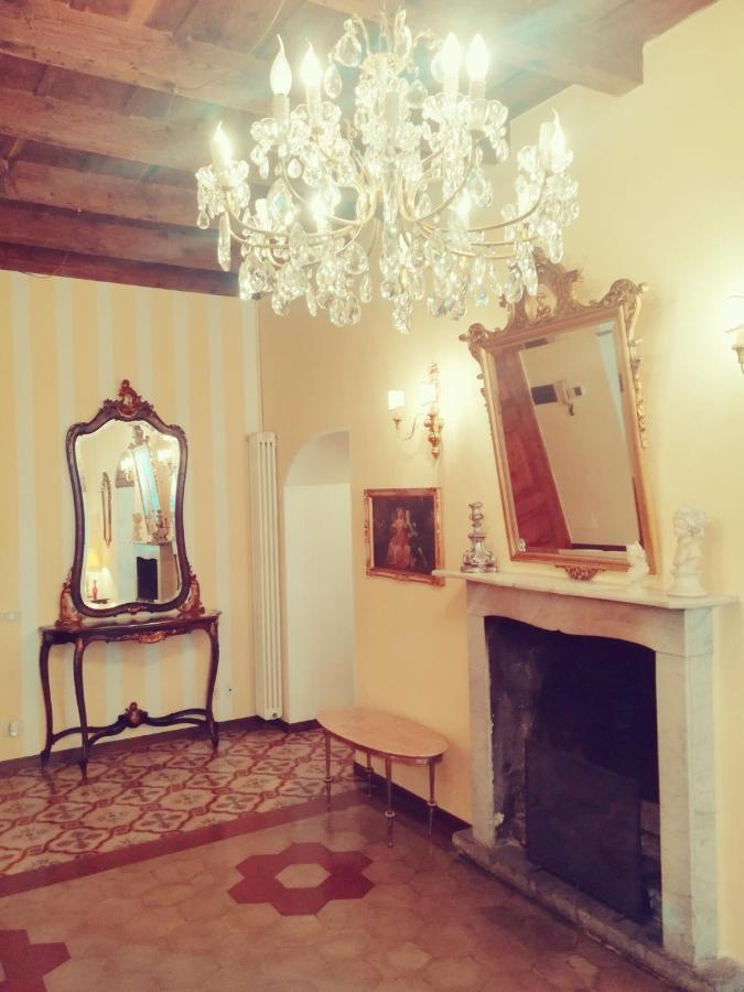 Il Rifugio Di Elizabeth Bed and Breakfast Bergamo Exteriör bild