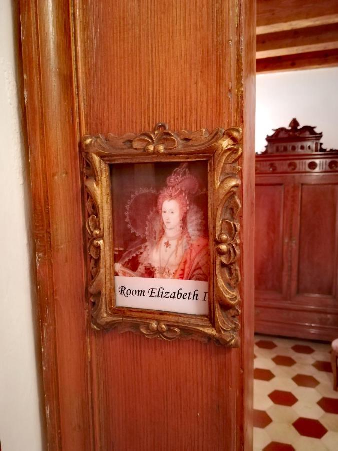 Il Rifugio Di Elizabeth Bed and Breakfast Bergamo Exteriör bild